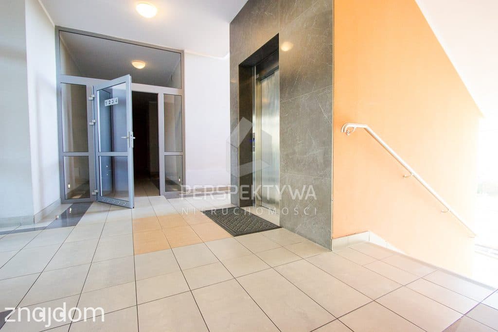 3 POKOJOWY APARTAMENT Z OGRÓDKIEM, OS. ZDROJOWE - zdjęcie 8