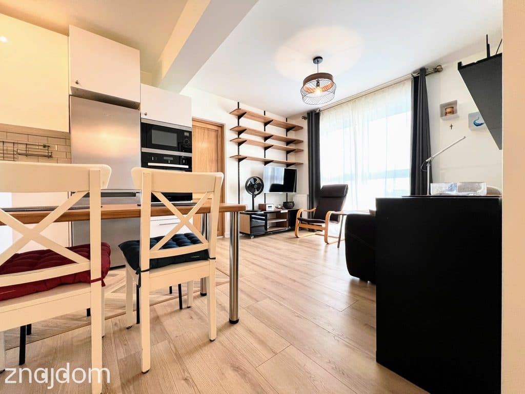Nowe, 3 pokoje, winda, balkon - zdjęcie 3