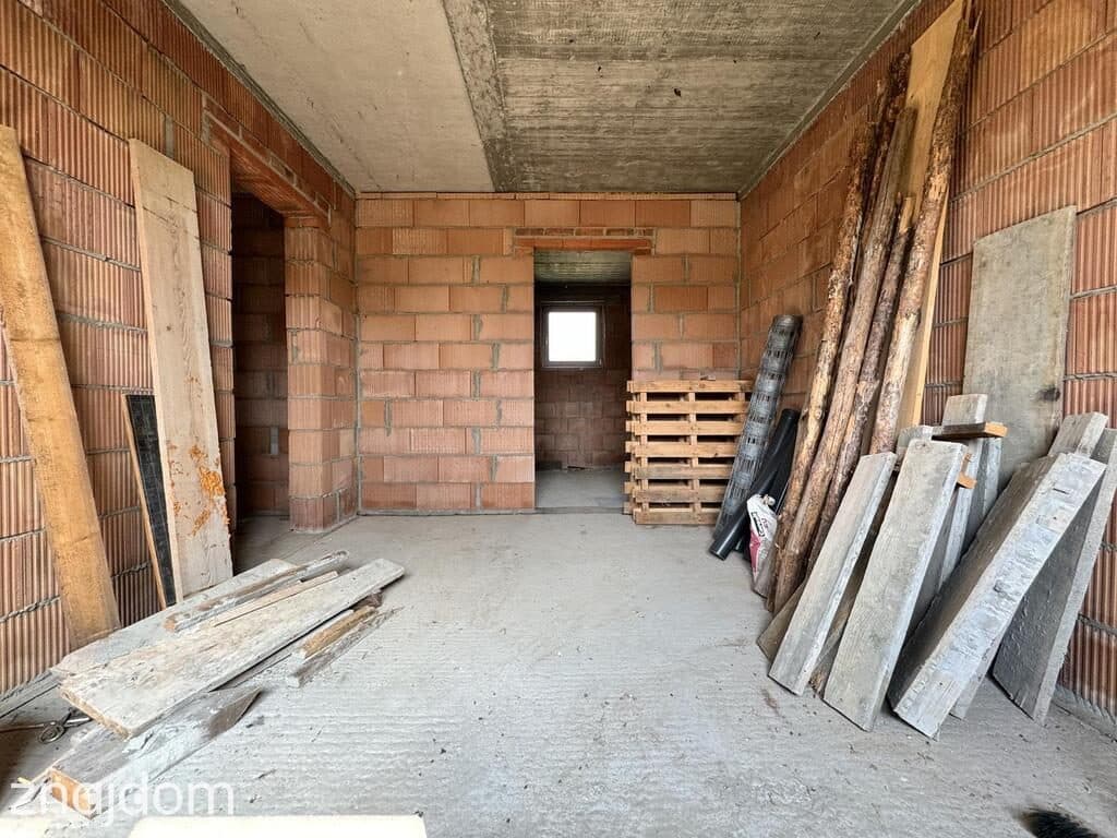 Komfotowy dom, 2 pełne kondygnacje, 5 sypialni - zdjęcie 16