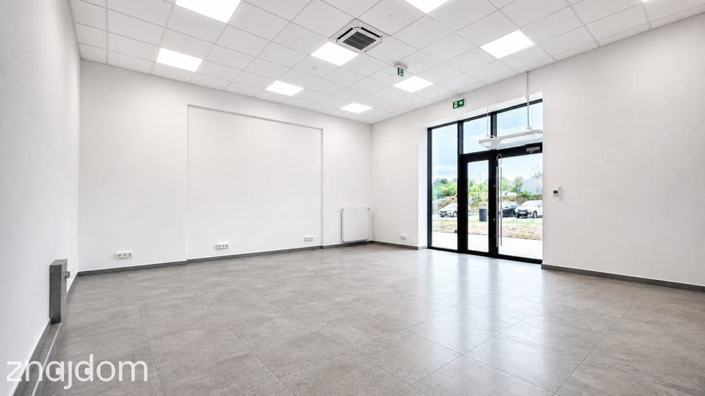 CARPATIA - Lokal 103 m² - parter+szklana witryna - zdjęcie 3