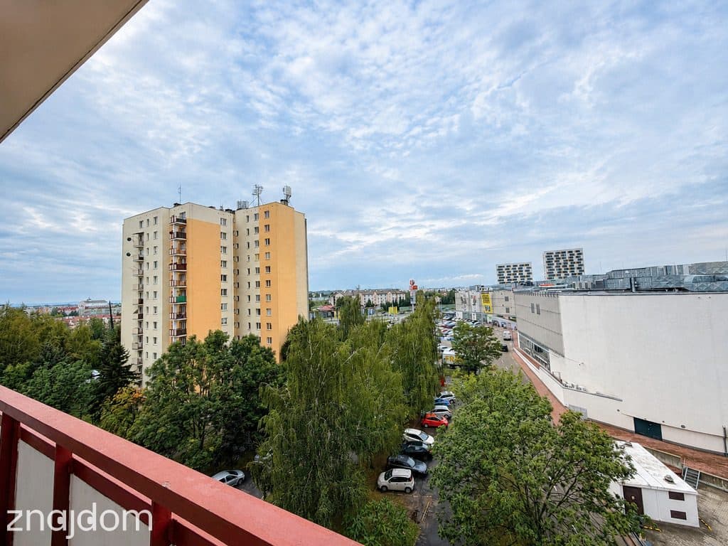 Przestronne, balkon, świetna lokalizacja - zdjęcie 2