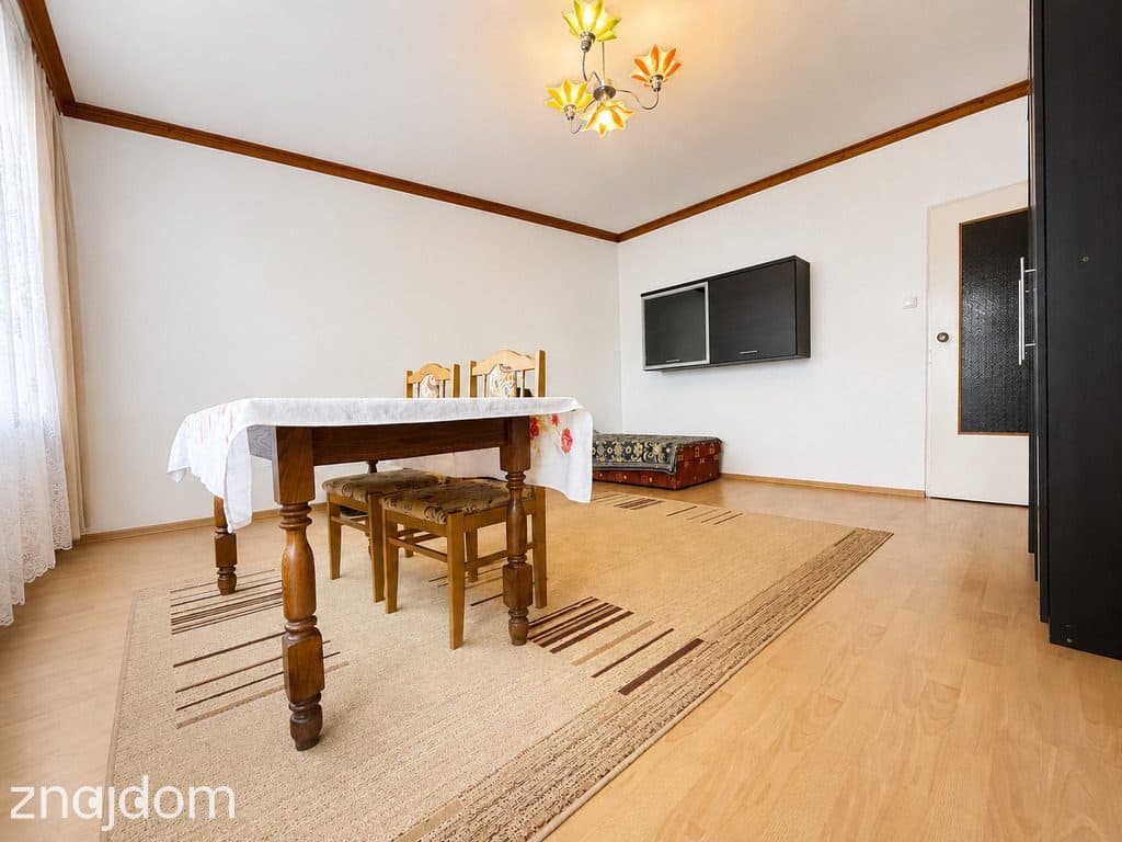 Przestronne, balkon, świetna lokalizacja - zdjęcie 3