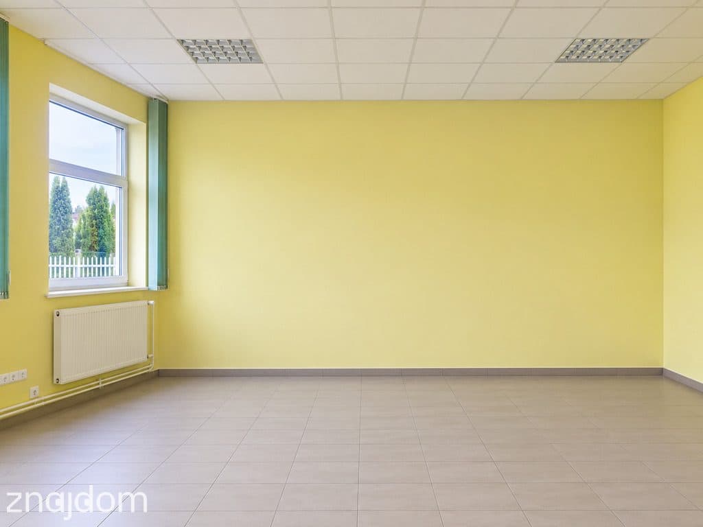 Lokal na parterze, witryna, strefa przemysłowa - zdjęcie 2