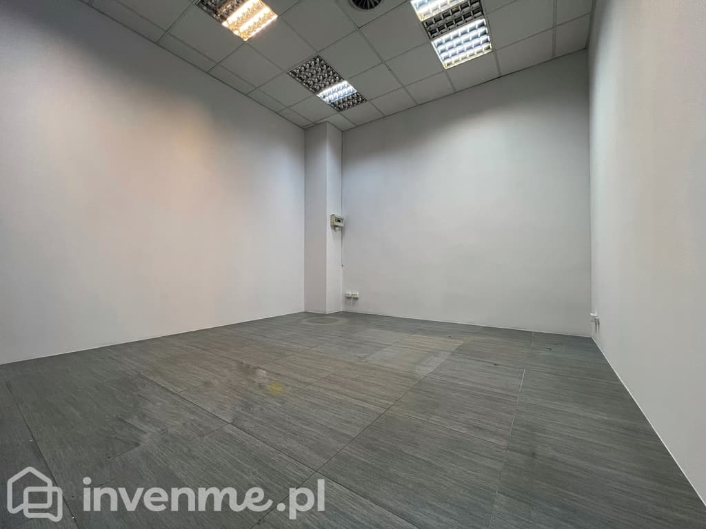 Lokal handlowo-usługowy 16 m2 w centrum - zdjęcie 5