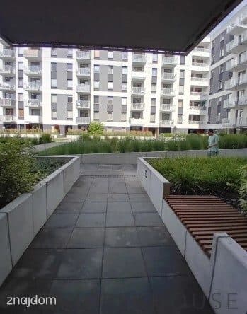 2-pokojowe mieszkanie w dzielnicy Włochy - zdjęcie 4