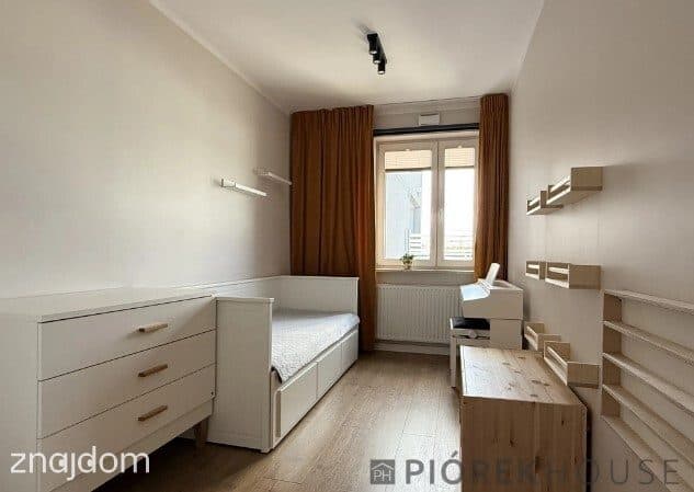 3-pokojowe mieszkanie w Wawrze - zdjęcie 9