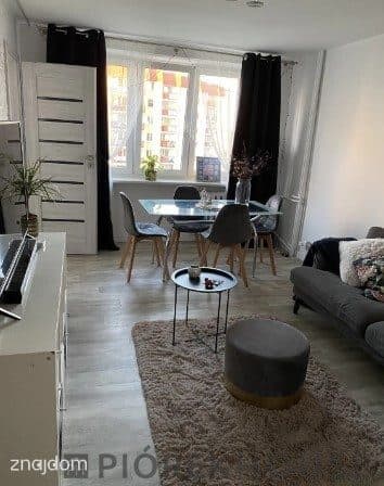 3-pokojowe mieszkanie na Pradze-Południe - zdjęcie 2