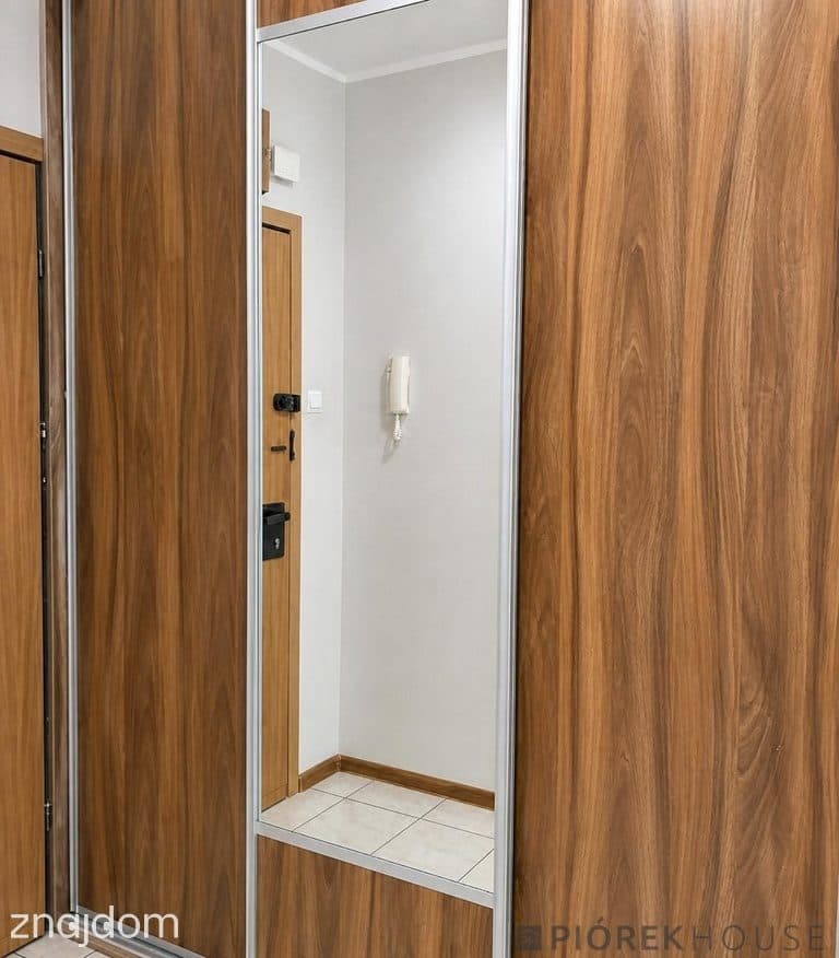 4-pokojowe mieszkanie na Targówku - zdjęcie 8