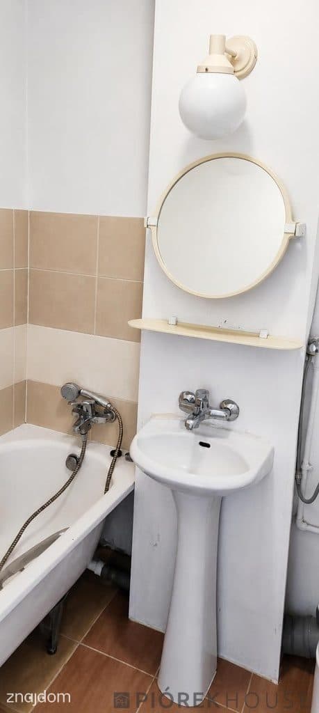4-pokojowe mieszkanie w Wawrze - zdjęcie 8