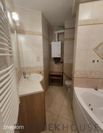 3-pokojowe mieszkanie w dzielnicy Wesoła - zdjęcie 5