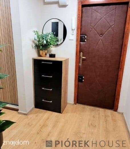 4-pokojowe mieszkanie na Targówku - zdjęcie 8