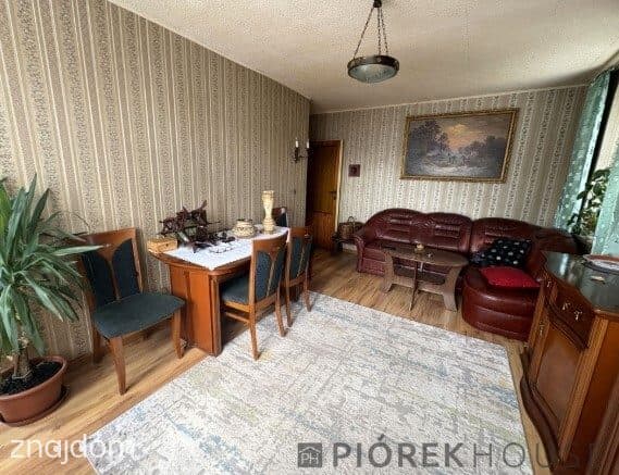 3-pokojwoe mieszkanie na Pradze-Północ - zdjęcie 2