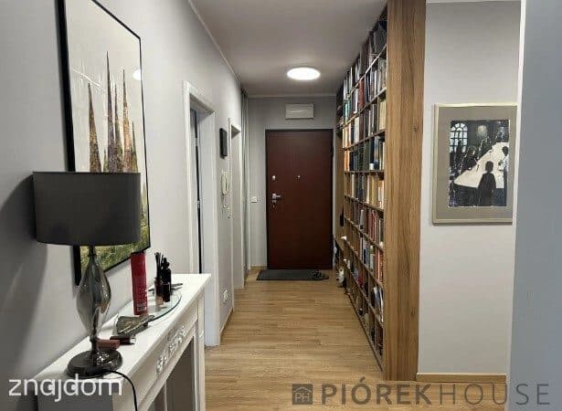 4-pokojowe mieszkanie na Pradze-Południe - zdjęcie 11