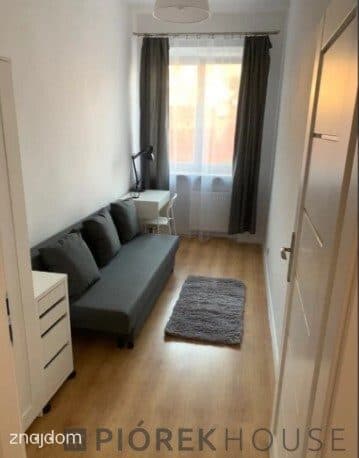 4-pokojowe mieszkanie na Śródmieściu - zdjęcie 2