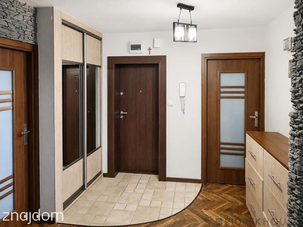 4-pokojowe mieszkanie na Ursynowie - zdjęcie 2