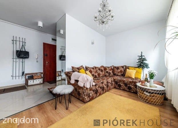 Dwupoziomowe mieszkanie na Włochach - zdjęcie 2