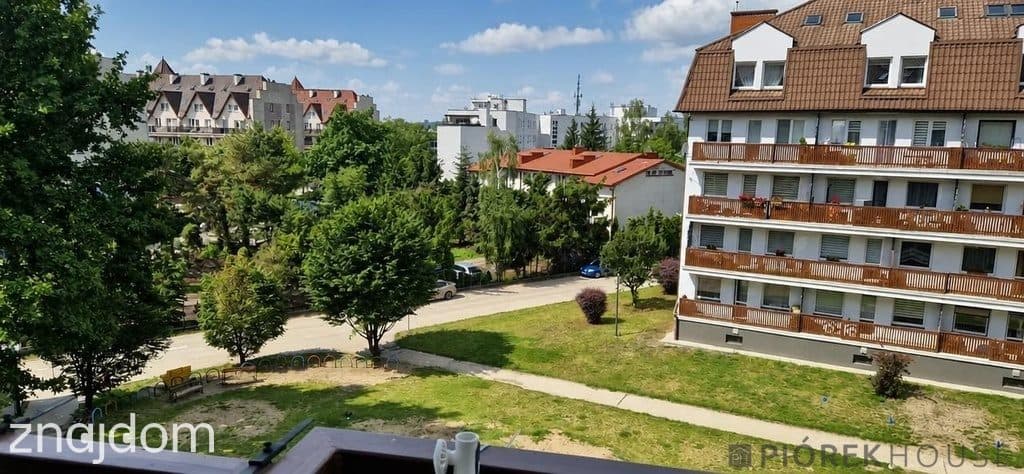 2-pokojowe mieszkanie w Markach - zdjęcie 12