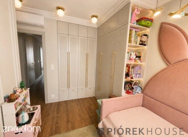 4-pokojowe mieszkanie na Woli - zdjęcie 10