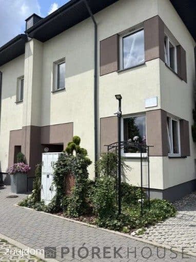 3-pokojowe mieszkanie w Markach - zdjęcie 8