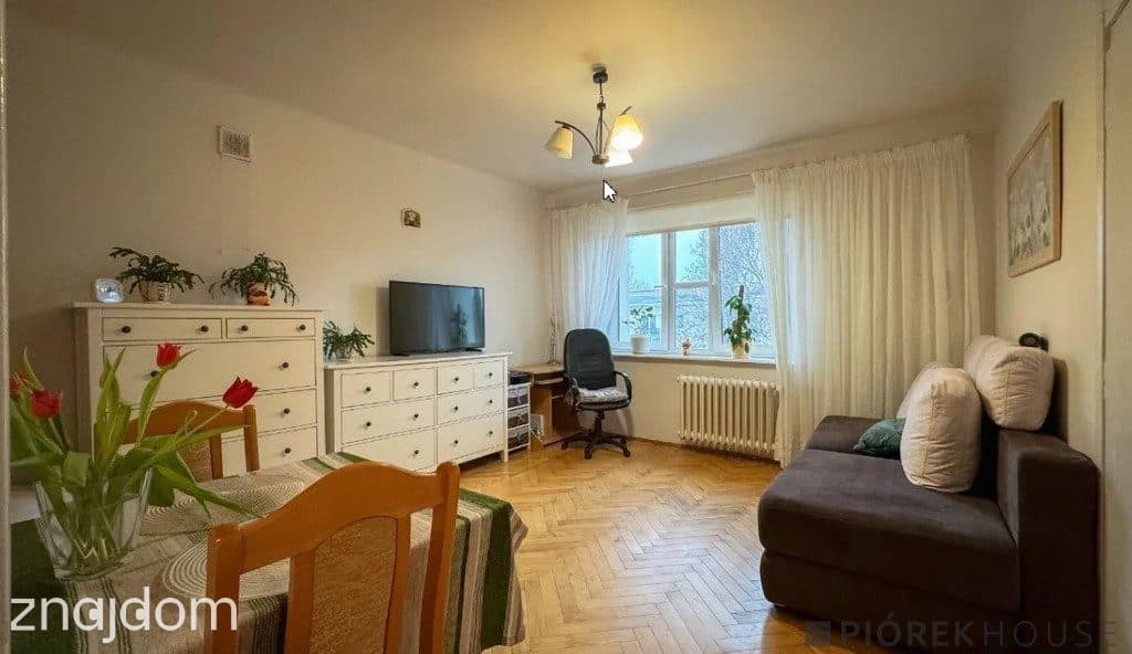 1 pokojowe mieszkanie  ul. Nowolipki Muranów - zdjęcie 2