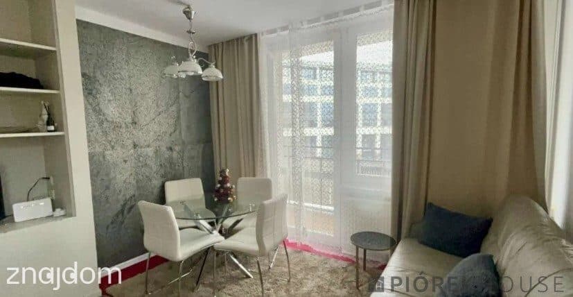 3-pokojowe mieszkanie na Śródmieściu - zdjęcie 8
