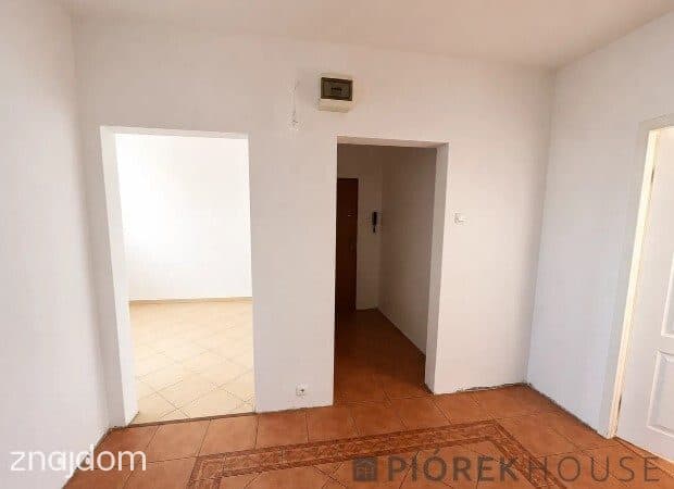 3-pokojowe mieszkanie na Pradze-Południe - zdjęcie 9
