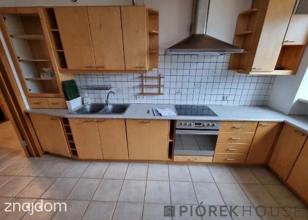 4-pokojowe mieszkanie w Śródmieściu - zdjęcie 4