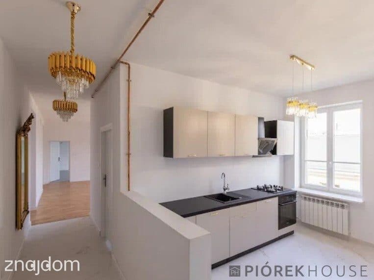 3-pokojowe mieszkanie w Śródmieściu - zdjęcie 8