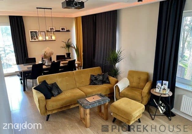 Dwupoziomowe mieszkanie w Markach - zdjęcie 8