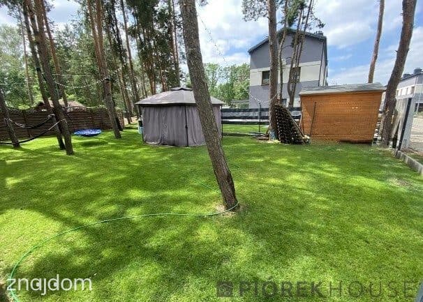 Dwupoziomowe mieszkanie w Markach - zdjęcie 16
