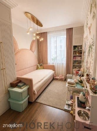 4-pokojowe mieszkanie na Woli - zdjęcie 9