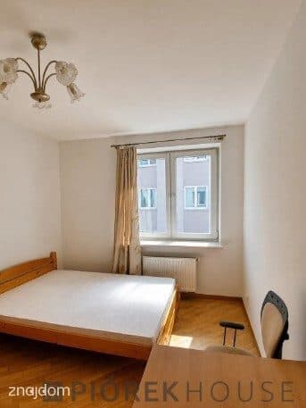 5-pokojowe mieszkanie w dzielnicy Włochy - zdjęcie 8