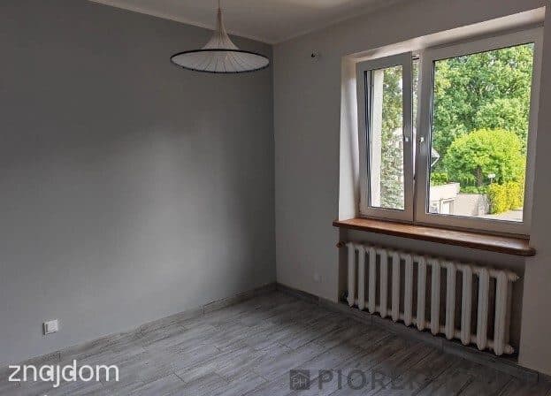 Dwupoziomowe mieszkanie w Wesołej - zdjęcie 9
