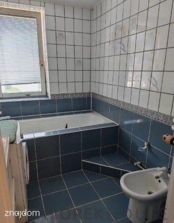 Dwupoziomowe mieszkanie w Wesołej - zdjęcie 12