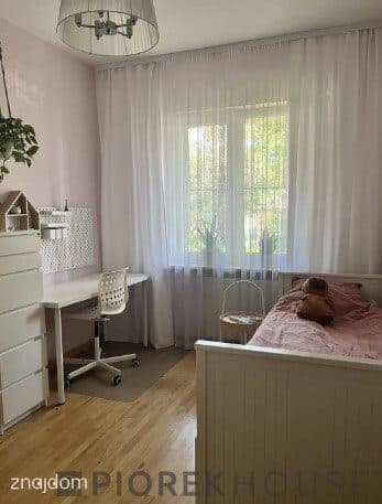 4-pokojowe mieszkanie w Markach - zdjęcie 7