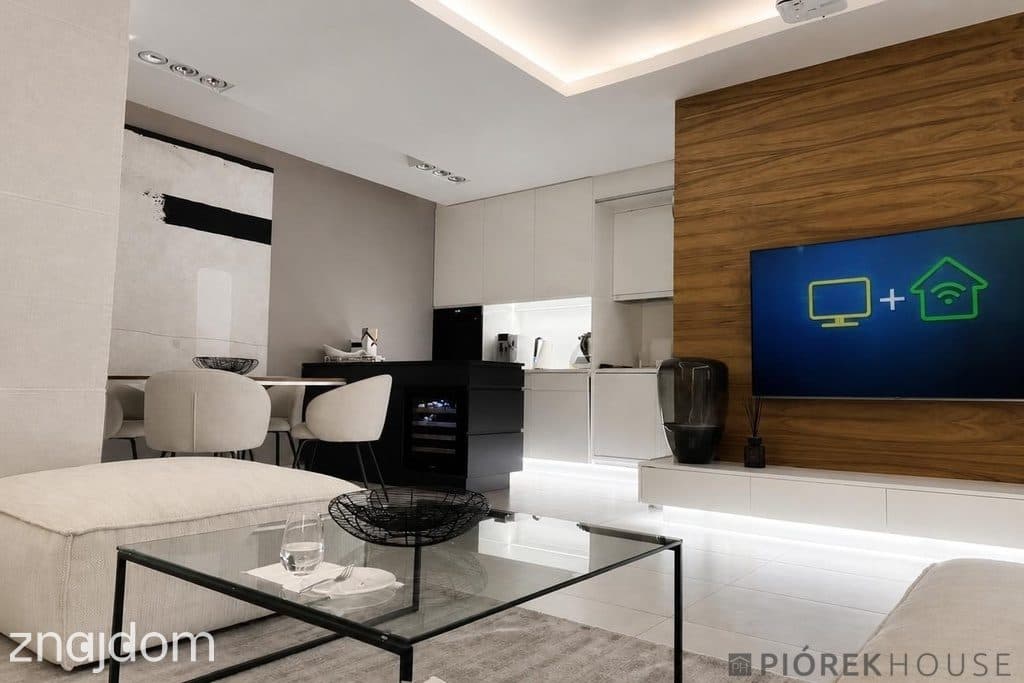 3-pokojowe mieszkanie w Śródmieściu - zdjęcie 2