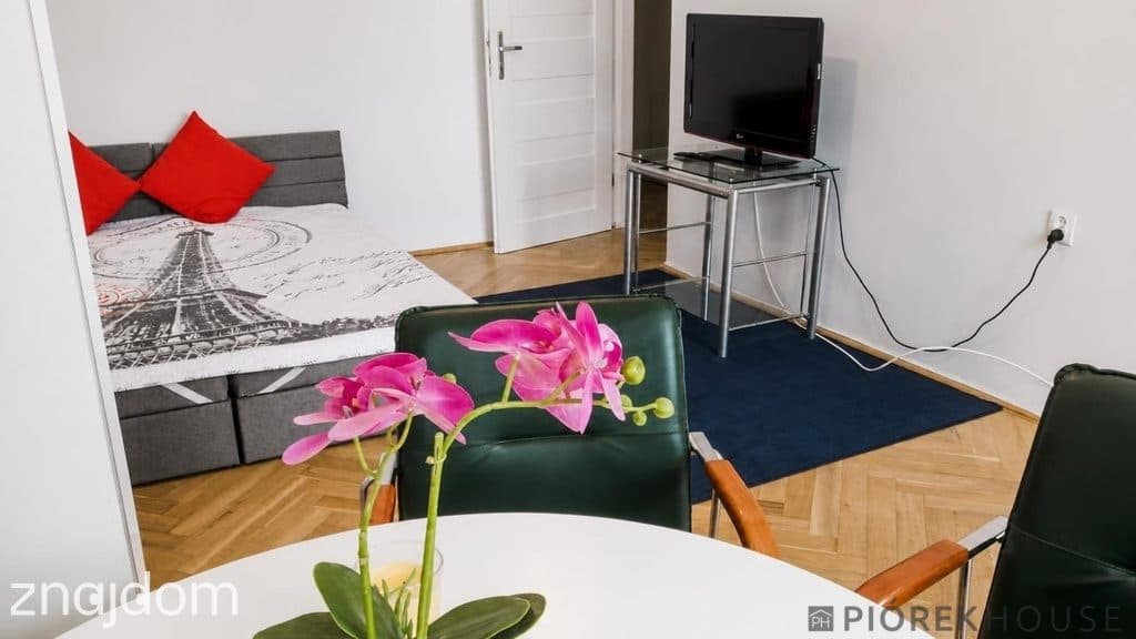 3-pokojowe mieszkanie w Śródmieściu - zdjęcie 5