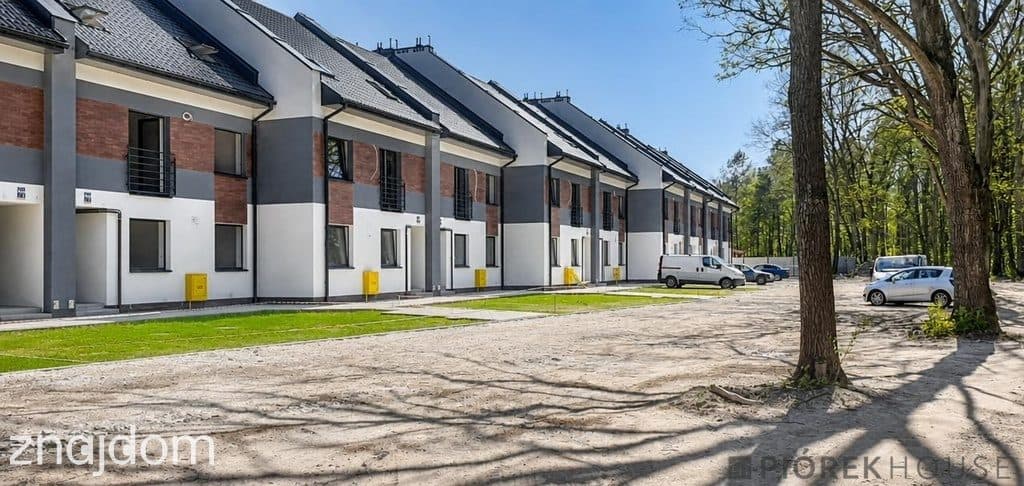 3-pokojowe mieszkanie w Markach - zdjęcie 6