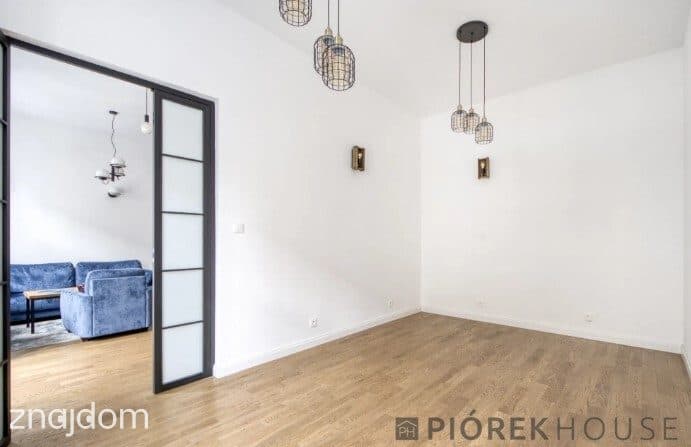 4-pokojowe mieszkanie w Śródmieściu - zdjęcie 5