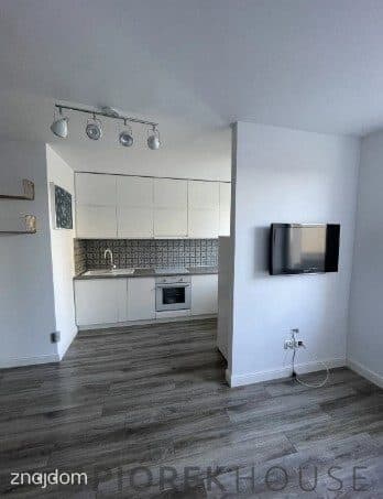 3-pokojowe mieszkanie na Pradze-Południe - zdjęcie 2