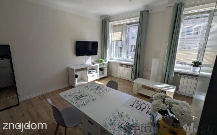 2-pokojowe mieszkanie na Ochocie - zdjęcie 5