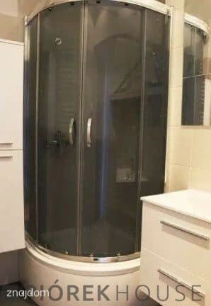 4-pokojowe mieszkanie na Pradze Północ - zdjęcie 5