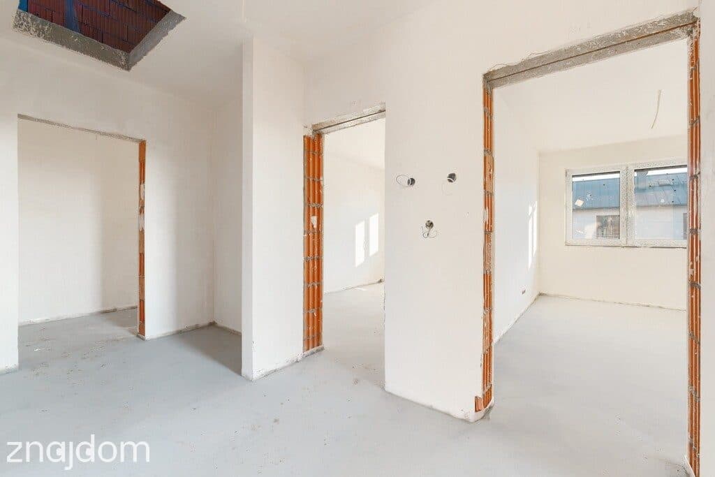 3 pokoje w stanie deweloperskim + poddasze 50 m2 - zdjęcie 20