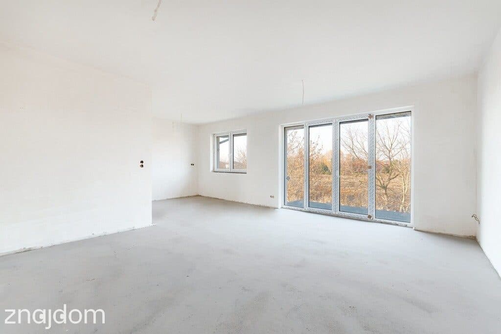 3 pokoje w stanie deweloperskim + poddasze 50 m2 - zdjęcie 2