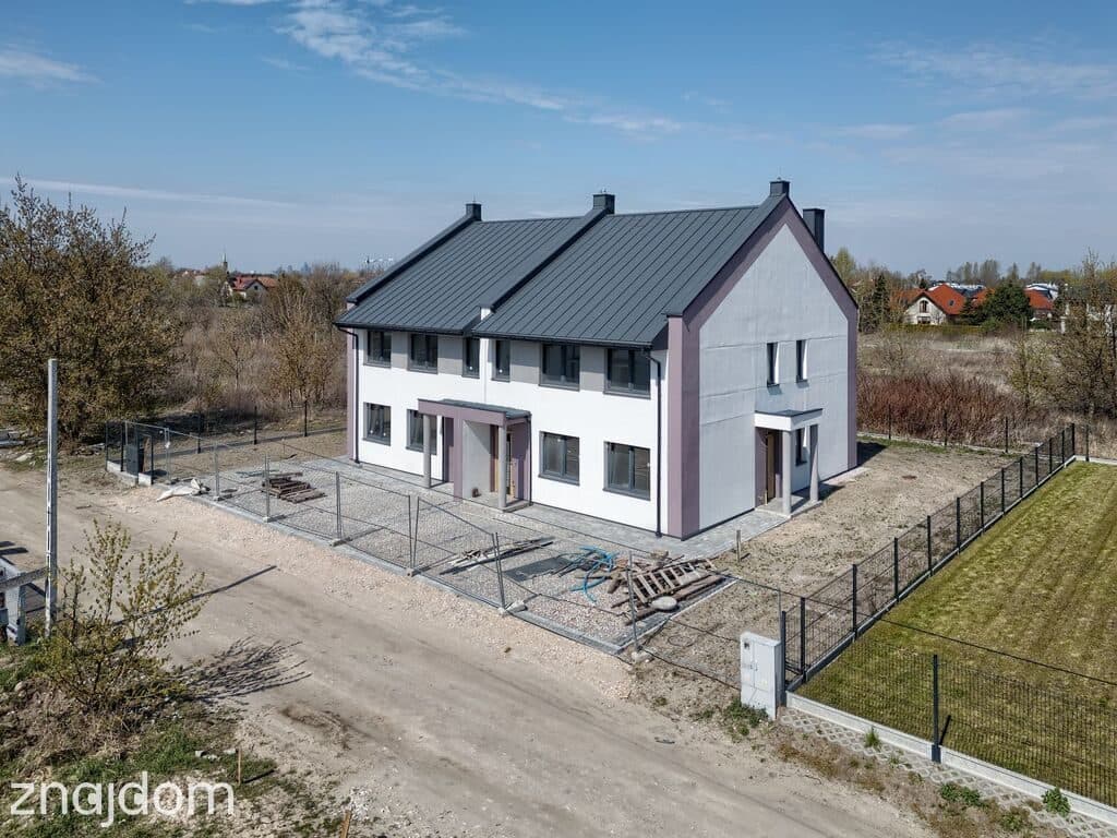 3 pokoje w stanie deweloperskim + poddasze 50 m2 - zdjęcie 3