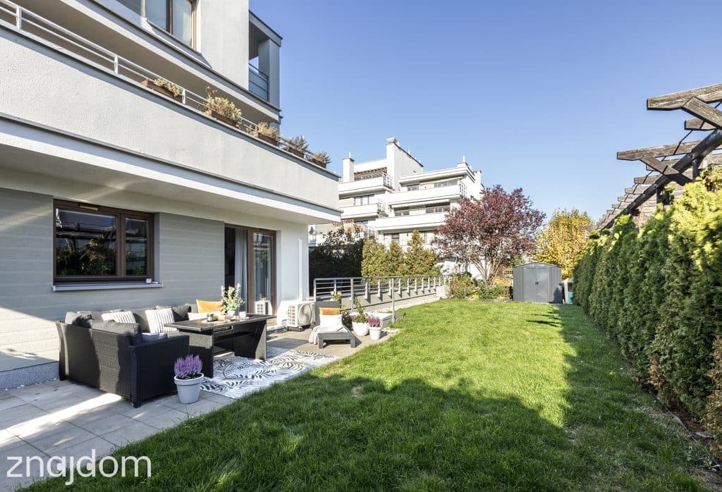 2-pokojowe mieszkanie z tarasem i 109 m² ogródkiem - zdjęcie 2
