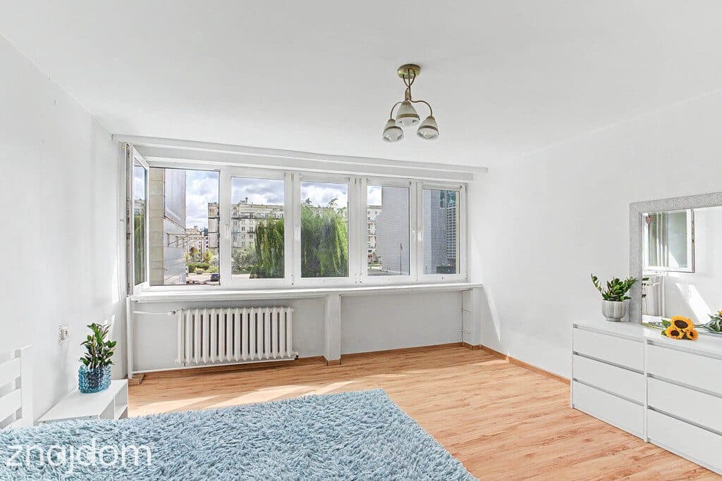 Warszawa, Śródmieście | 27,71 m²  | winda | KW |
