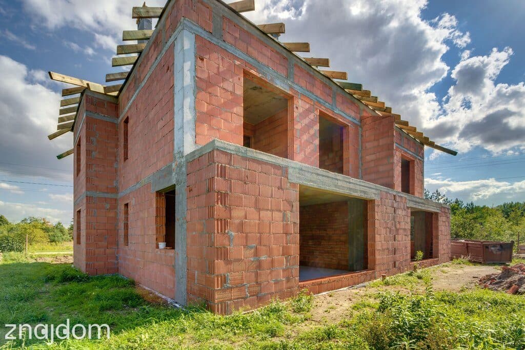 Cudny dom w stanie deweloperskim 147 m2 + 66 m2 poddasze gratis - zdjęcie 2