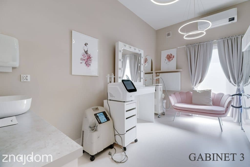 7 gabinetów | Gotowy Lokal Usługowy 136 m² - zdjęcie 6