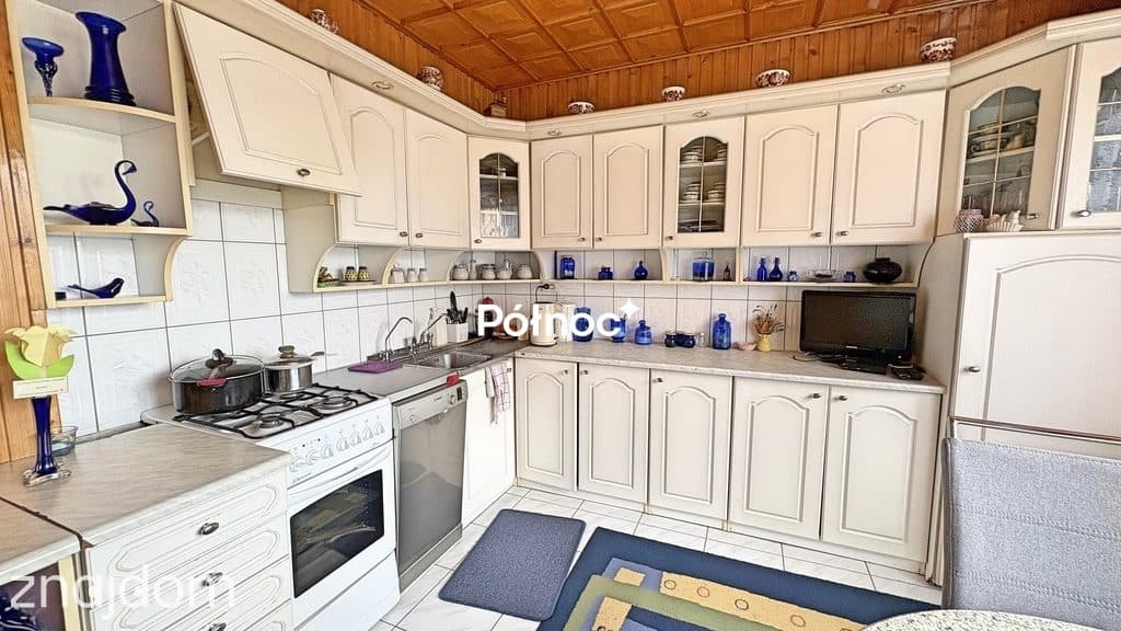 Dom 180 m² + dodatkowy budynek , ul. Morelowa - zdjęcie 7